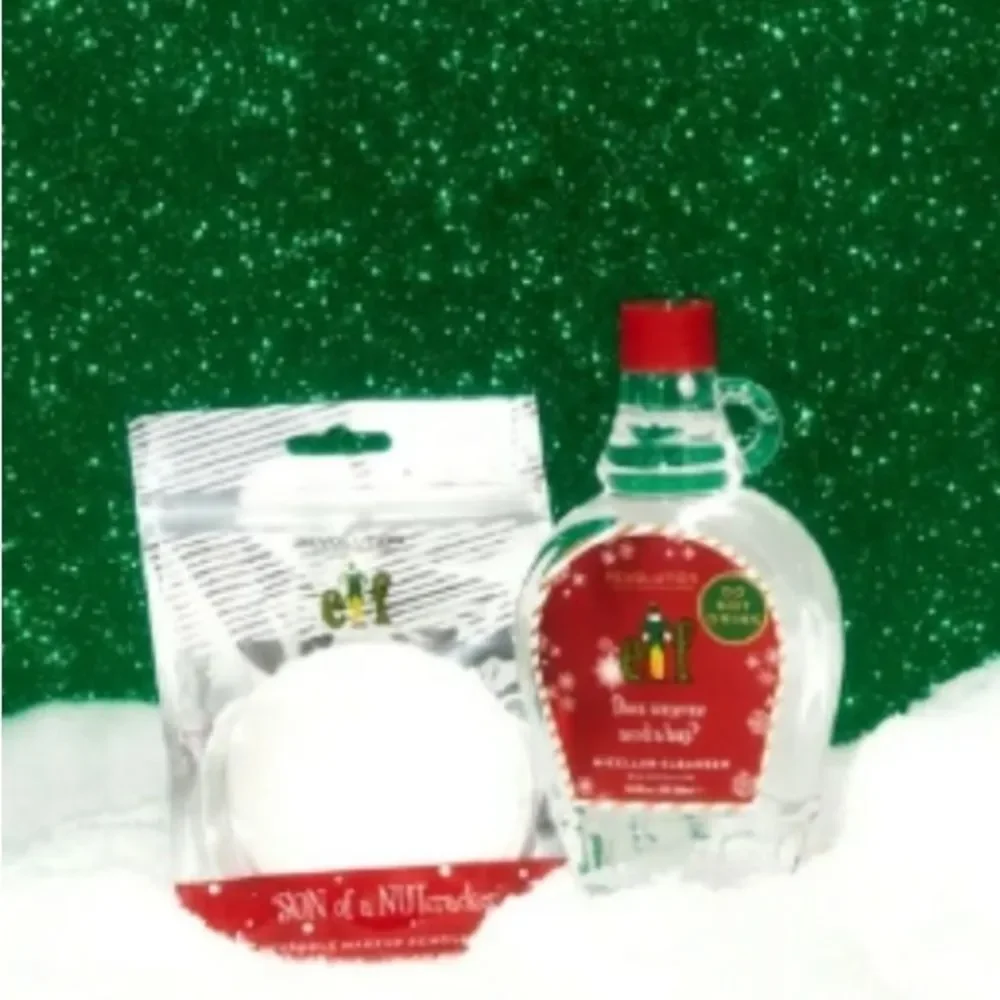 Revolution Beauty X Elf Son of a‎ Nutcracker Reusable Makeup Removal Pads
